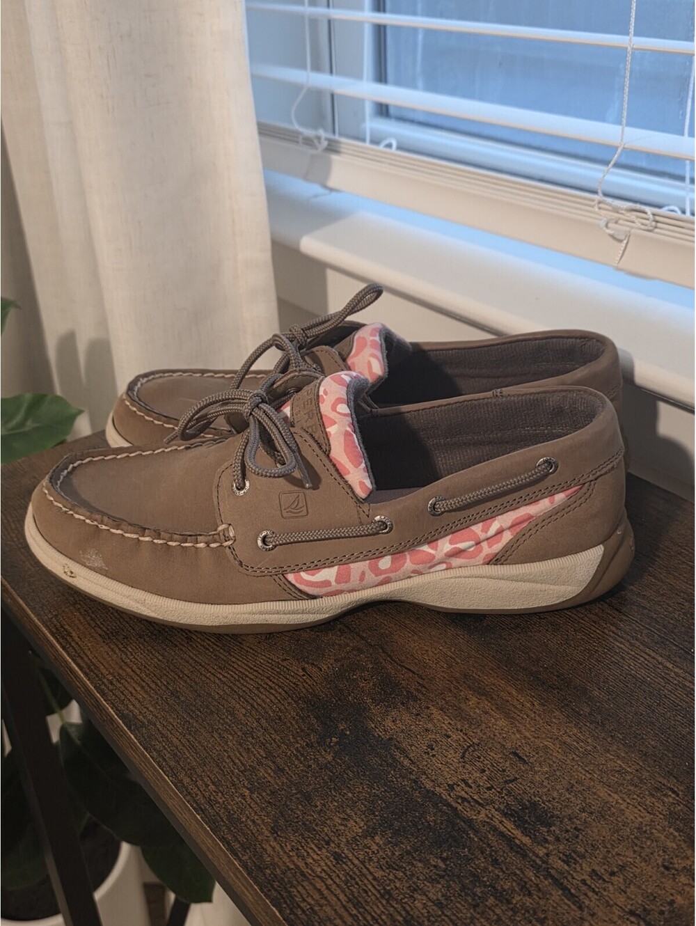 Sperry Top Sider Womens 9.5M Brown Leather Pink Camo 2 Eye Boat Shoes